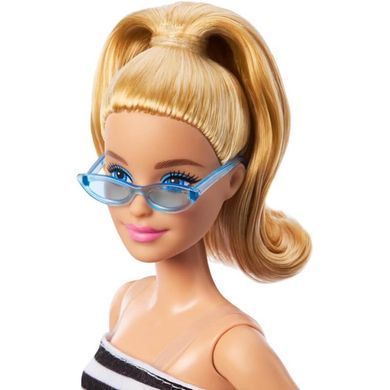 Кукла Barbie Fashionistas #213 в розовой юбке с рюшами (HRH11) &ndash; фото товара Barbie из категории  Барби Модницы ❤ Barbie Fashionistas . Оригинал, доставка по Украине