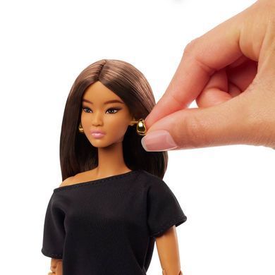 Коллекционная кукла Barbie Basics №1 Брюнетка с каре Mattel (JBH72) &ndash; фото товара Barbie Collector  из категории Коллекционные куклы Барби - Barbie Collector. Оригинал, доставка по Украине