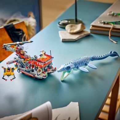LEGO Jurassic World Напад мозазавра на човен (77983) &ndash; фото товару LEGO з категорії LEGO Jurassic World. Оригінал, доставка по Україні