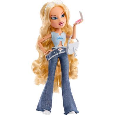 Лялька Bratz серії 2001 Reimagined &mdash; Хлоя (596066) &ndash; фото товару Bratz з категорії Ляльки Bratz. Оригінал, доставка по Україні