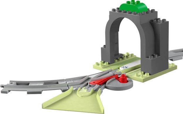 LEGO DUPLO Дополнительный набор. Железнодорожный тоннель и пути 20 деталей (10425) &ndash; фото товара LEGO из категории LEGO DUPLO. Оригинал, доставка по Украине
