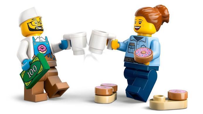 LEGO City Вантажівка з пончиками 196 деталей (60452) &ndash; фото товару LEGO з категорії LEGO City. Оригінал, доставка по Україні