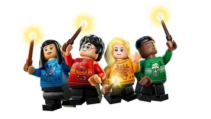 LEGO Harry Potter 76456 &mdash; Гаррі, Чо, Драко, Луна, Седрік та інші у светрах Гоґвортсу