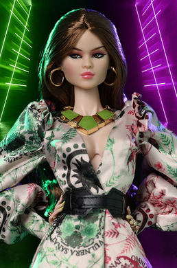Коллекционная кукла Integrity Toys 2020 Meteor Navia Phan Coming Out 46005 купити