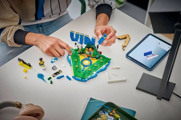 LEGO Editions Football Вінісіус Жуніор &ndash; найкращі моменти футбольних матчів (43027) &ndash; фото товару LEGO з категорії LEGO Editions. Оригінал, доставка по Україні