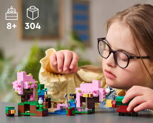 LEGO 21260 Minecraft Квітучий вишневий сад