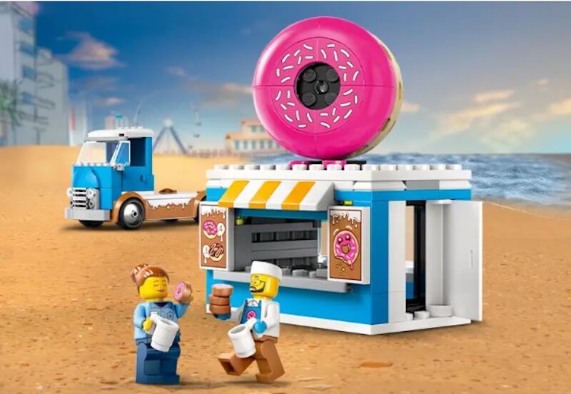 LEGO City Вантажівка з пончиками 60452 — ігровий набір із фургоном, пончиками, кавомашиною та двома мініфігурками